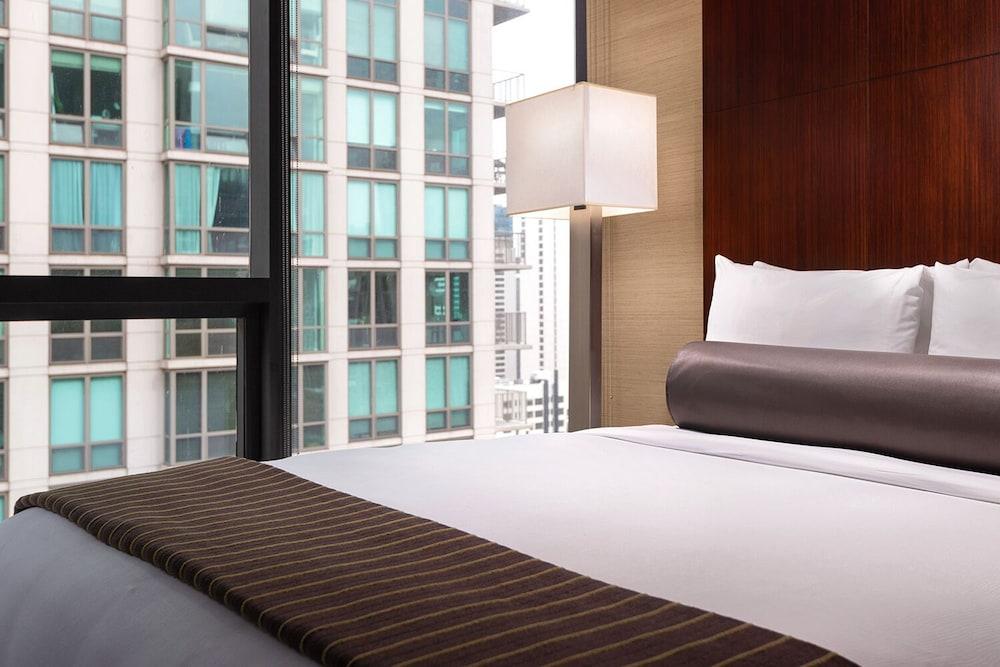 Eurostars Magnificent Mile Hotel Chicago Exterior photo